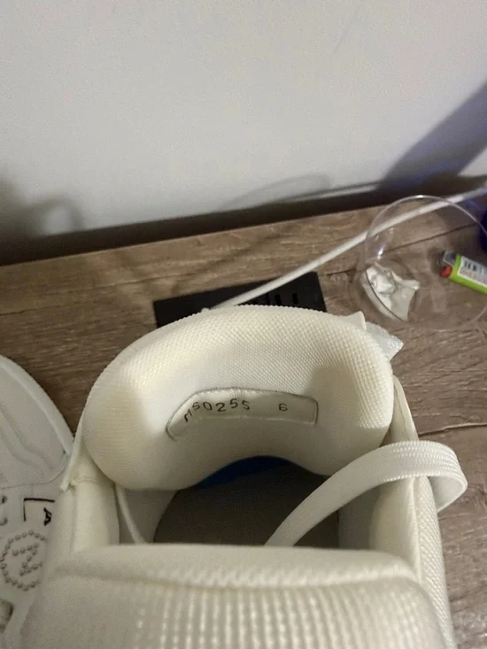 LV Monogram Trainer Sneakers (white) - Picture 6 of 8